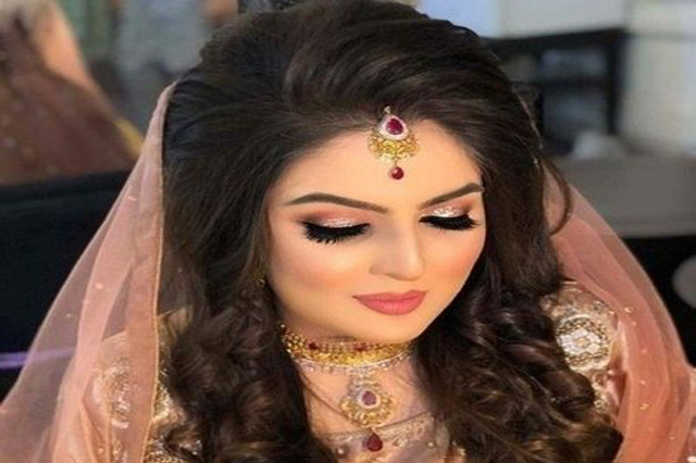 Best Engamenent Party Makeup Salon in Janipur